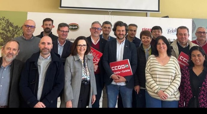 Firma del convenio colectivo de Deóleo.