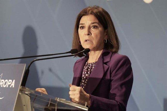 Archivo - La eurodiputada Izaskun Bilbao participa en un desayuno informativo de Fórum Europa, en el hotel Ercilla, a 27 de enero de 2023, en Bilbao