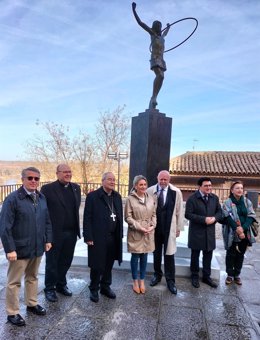 Inauguración de la escultura 'La Ascensión' de Nino Longobardi en Toledo.