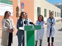 Navarro: "Torremolinos es claro ejemplo de sanidad pública, gratuita, universal y de calidad que promueve Moreno"