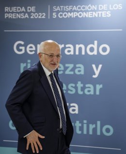 El presidente de Mercadona, Juan Roig, a su llegada a una rueda de prensa para informar sobre la situación actual y futura de los cinco Componentes de Mercadona, en el Centro de Coinnovación del Jarro,