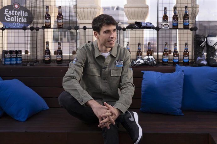 El piloto MotoGP Álex Márquez, en un evento con Estrella Galicia 0'0.