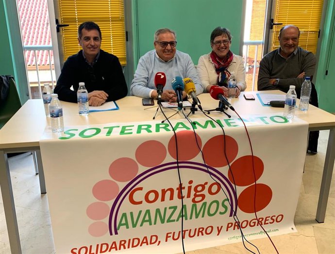 Presentación del partido 'Contigo Avanzamos', impulsado por la Plataforma de Defensa del Soterramiento en Valladolid.