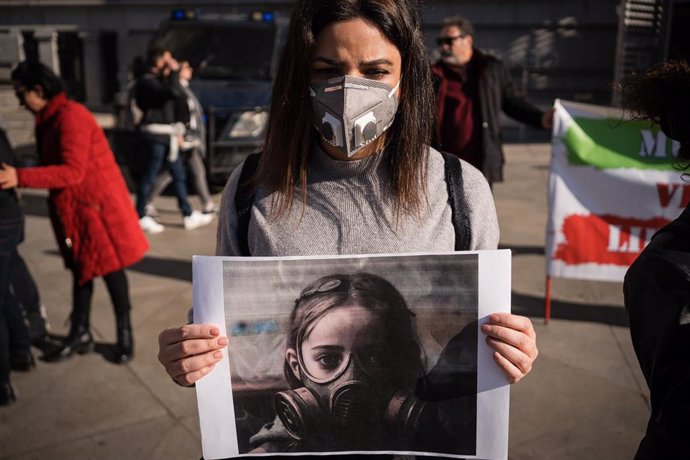 Una manifestación en Madrid sobre los casos de envenenamiento en escuelas iraníes