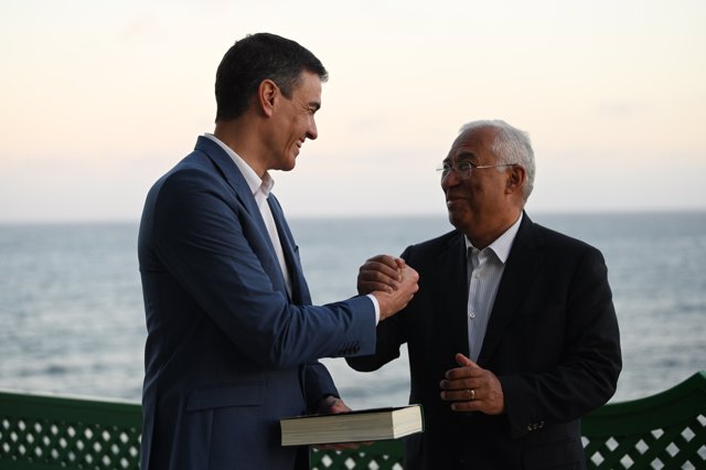 El primer ministro de Portugal, Antonio Costa, y el presidente del Gobierno, Pedro Sáchez, visitan la Casa-Museo del escritor portugués José Saramago. 