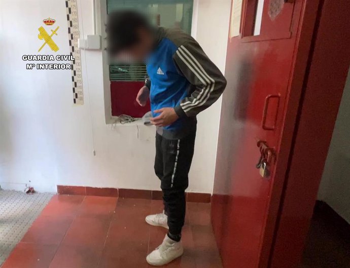 Detenido en Albelda un maltratador reincidente de 25 años tras agredir a una nueva pareja