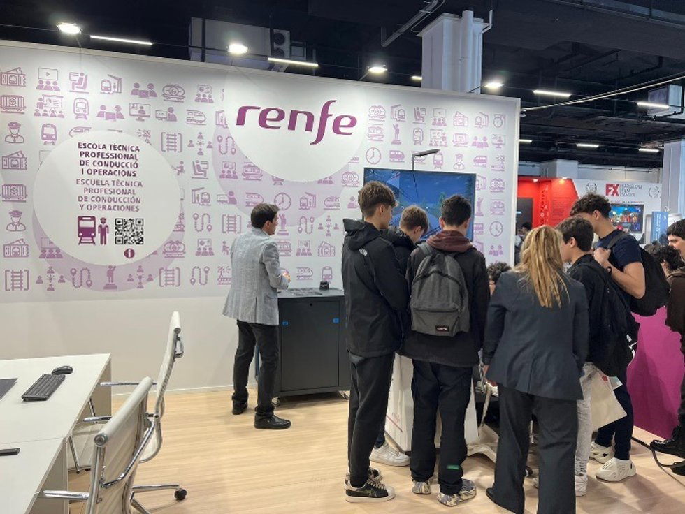 El estand de Renfe en el Saló de l'Ensenyament