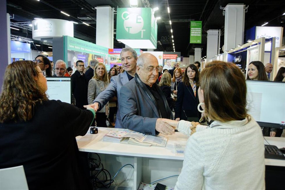 El conseller de Educación de la Generalitat, Josep Gonzlez-Cambray, y el de Investigación y Universidades, Joaquim Nadal, han inaugurado este miércoles el Saló de l'Ensenyament 2023