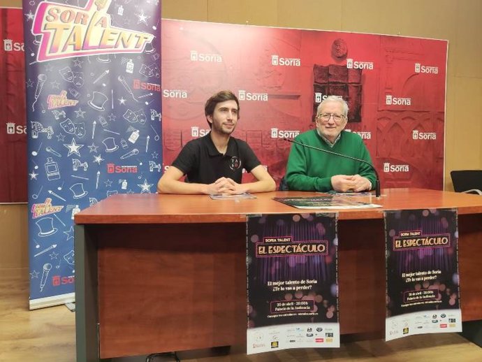 Iván Manrique (izda) y Jesús Bárez presentan 'Soria Talent el espectáculo'.