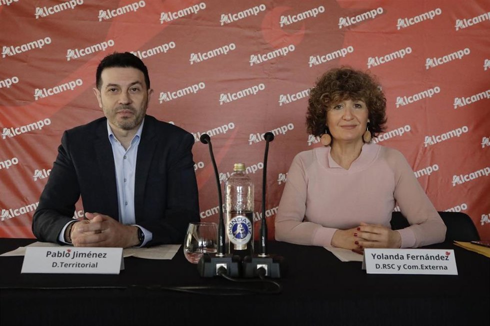 Rueda de prensa de los responsables de Alcampo en Santander