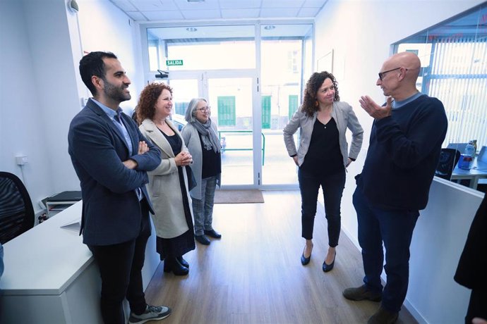 La presidenta del Consell de Mallorca, Catalina Cladera. Firmado la concertación de hasta 70 plazas con los representantes de las entidades Deixalles Calvi y la Asociación para la Salud Mental Girasol