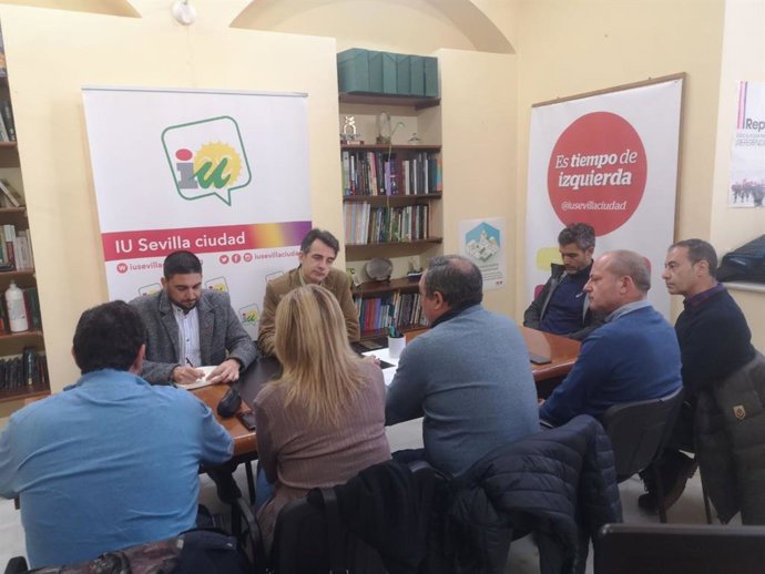 Sánchez y Pavón se reúneN con sindicatos de la plantilla municipal del Ayuntamiento.