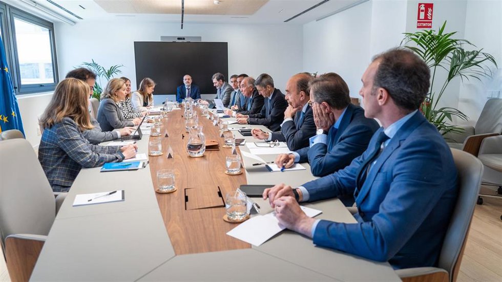 La vicepresidenta Nadia Calviño se reúne con presidentes y directivos de las fundaciones bancarias. El 15/03/2023.