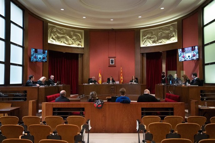 Segon judici del TSJC als exmembres de la Mesa 