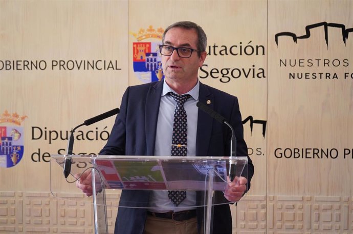 El diputado de Gobierno Interior, durante rueda de prensa .