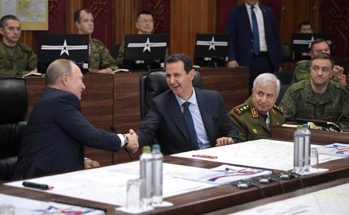 Archivo - El president de Rússia, Vladímir Putin, i el seu homnim siri, Bashar al-Assad