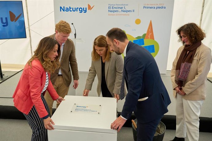 Acto colocación de la primera piedra en la planta de Naturgy