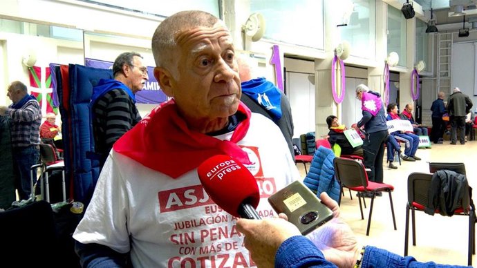 VÍDEO: Pensionistas vascos ven "alguna mejora" en la reforma de las pensiones, pero rechazan una posible privatización