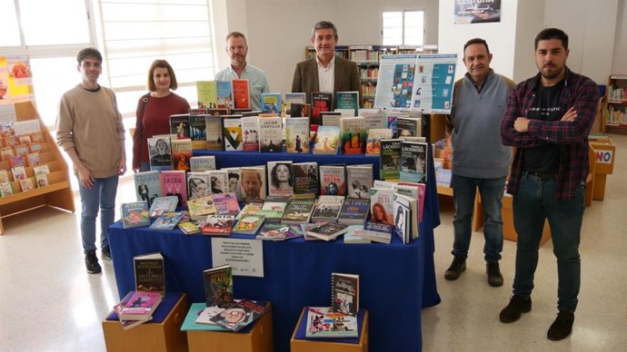 Libros adquiridos para las bibliotecas de Adra (Almería).