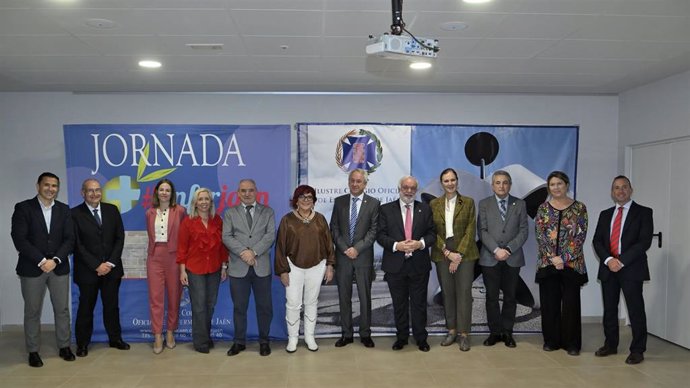 Encuentro del Consejo Consejo Andaluz de Enfermería (CAE) con el Servicio Andaluz de Salud (SAS).