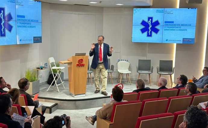 Debate del Círculo de la Sanidad en la jornada Emergencias médicas y transporte sanitario a debate.