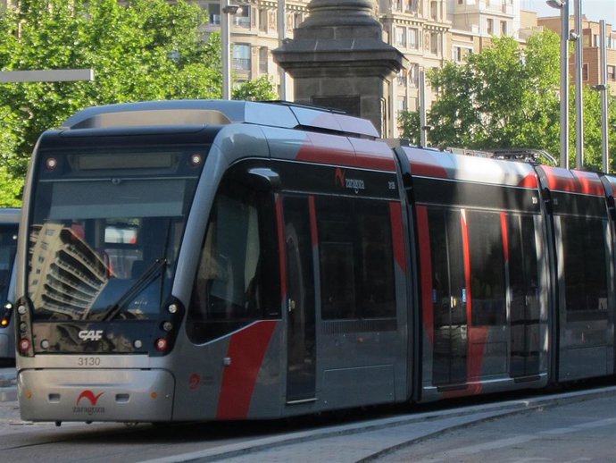 Archivo - Tranvía de Zaragoza.