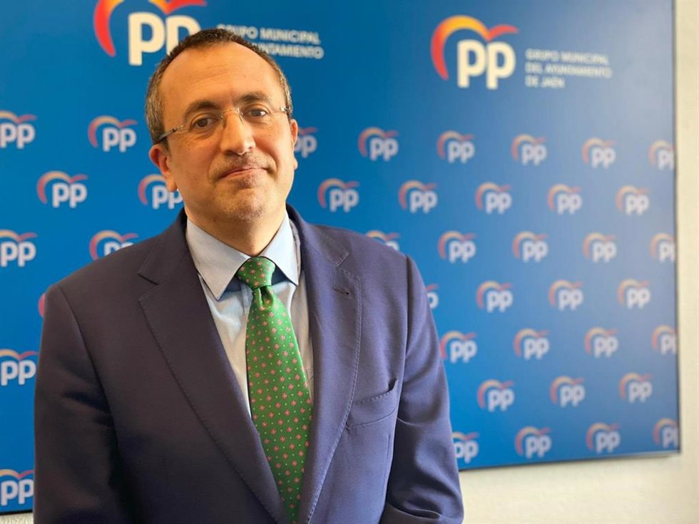 Archivo - El portavoz del PP en el Ayuntamiento de Jaén, Manuel Bonilla.