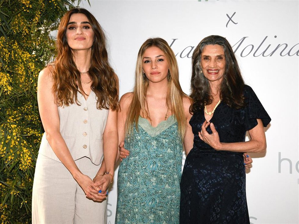 Ángela, Olivia y María Molina, embajadoras de la nueva colección de Hoss Intropia