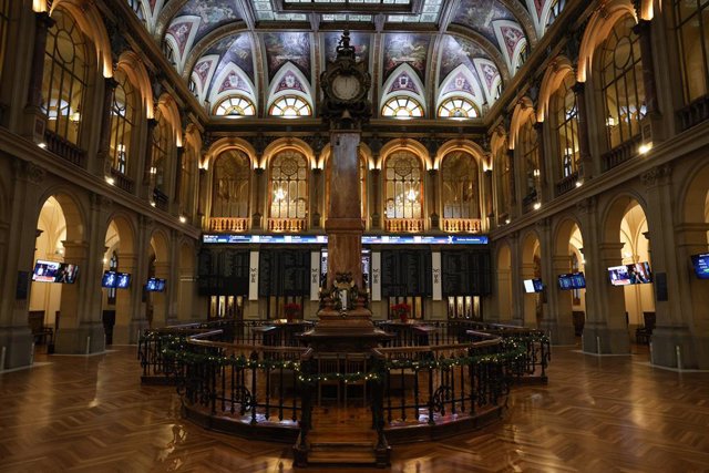 Archivo - Interior del Palau de la Borsa de Madrid