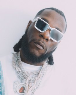 BURNA BOY TO BRING THE HEAT TO THE 2023 UEFA CHAMPIONS LEAGUE FINAL KICK OFF SHOW BY PEPSI MAX