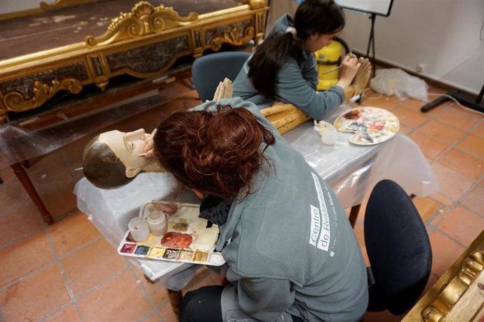 Finaliza la restauración de la Virgen de la Cama, patrona de Calamocha (Teruel).