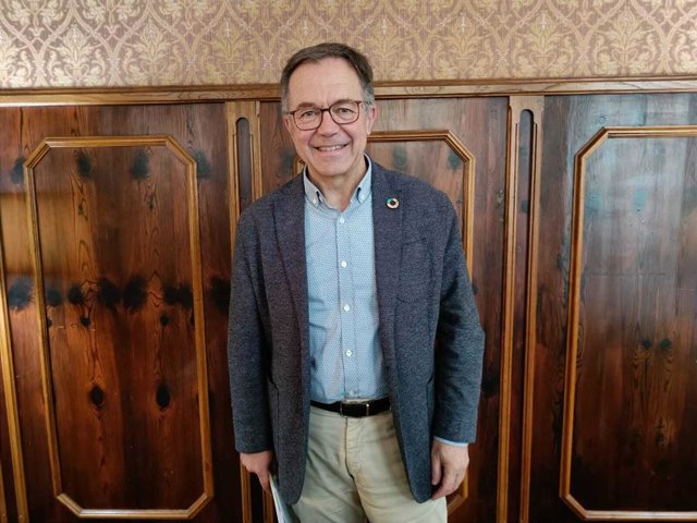 El conseller de Mobilidad y Vivienda, Josep Marí.