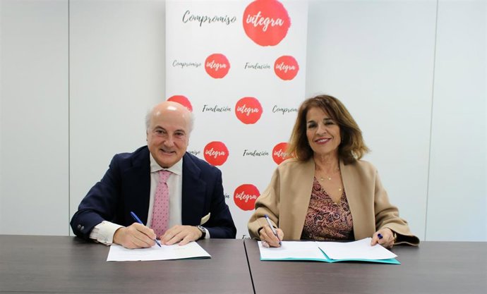 Fundación AON y Fundación Integra renuevan su compromiso con la formación y el empleo de personas en exclusión