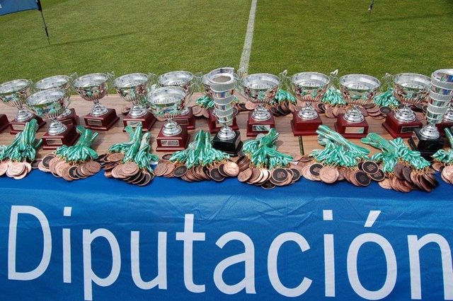 Diputación aumenta las subvenciones a deportistas, clubes y asociaciones y destina 560.000 en ayudas