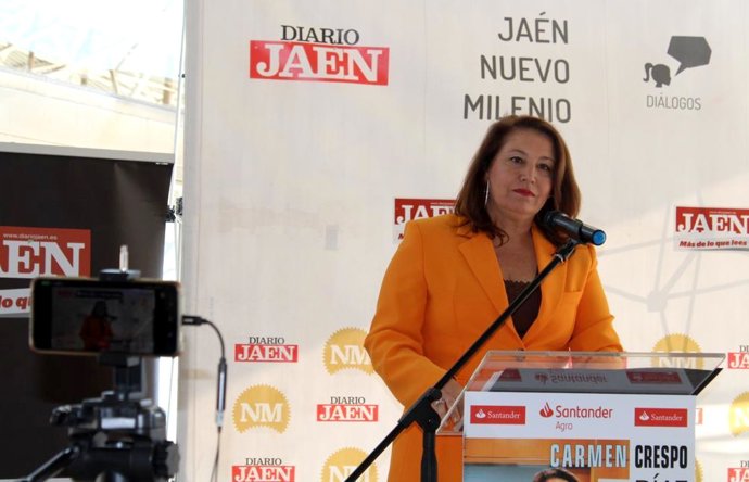 Crespo interviene en el foro.