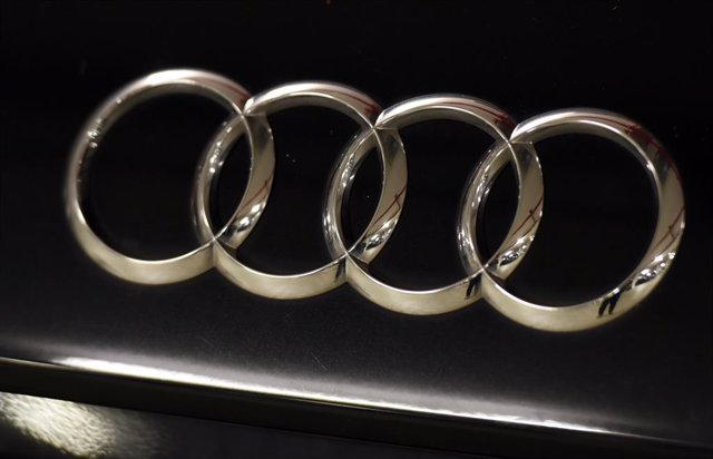 Archivo - FILED - 28 June 2016, North Rhine-Westphalia, Duesseldorf: The rings from the Audi logo, taken in a garage. Photo: Caroline SeidSeidel-Dimannel/dpa