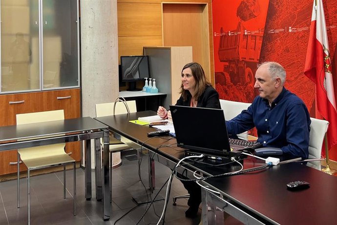 La Consejera De Obras Públicas, Paula Fernández, Participa, Por Videoconferencia, En La Reunión De La Comisión De Seguimiento Del Convenio Soterramiento Del Ferrocarril En Torrelavega