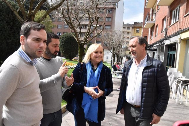 La senadora del PP por Asturias Mercedes Fernández en Mieres