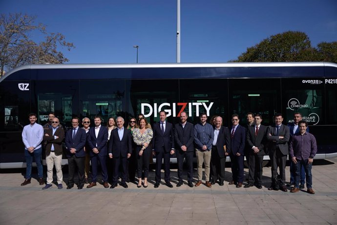 Presentación de DIGIZITY que situará a Zaragoza en la vanguardia de la movilidad urbana del futuro, de la sostenibilidad y de la innovación a través de la inteligencia artificial siendo la primera ciudad en disfrutar de un proyecto pionero