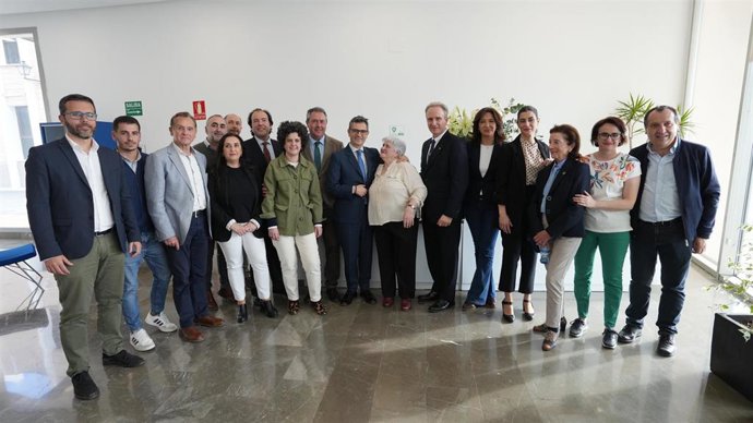 El ministro de la Presidencia, Relaciones con las Cortes y Memoria Democrática, Félix Bolaños, visita la Asociación de Discapacitados Psíquicos de Antequera (ADIPA).