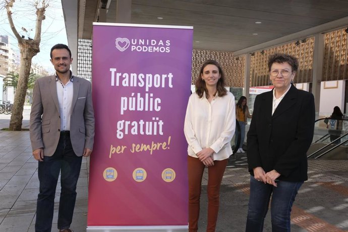 Podemos propone mantener la gratuidad del transporte público indefinidamente.