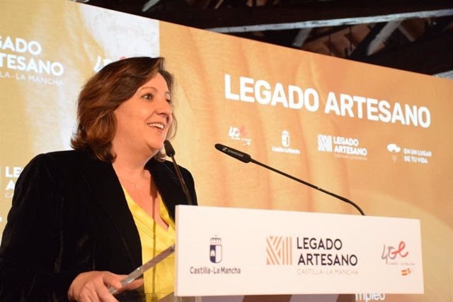 La consejera de Economía, Empresas y Empleo, Patricia Franco, presenta 'Legado Artesano