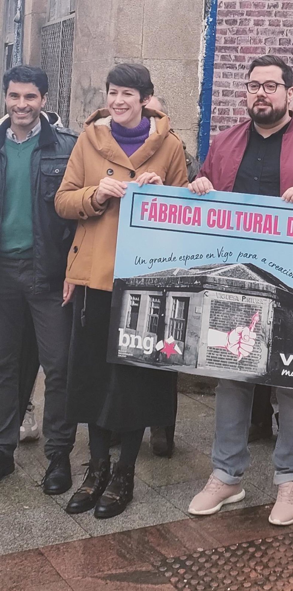 La portavoz nacional del BNG, Ana Pontón, y el candidato a la Alcaldía de Vigo, Xabier Pérez Igrexas.