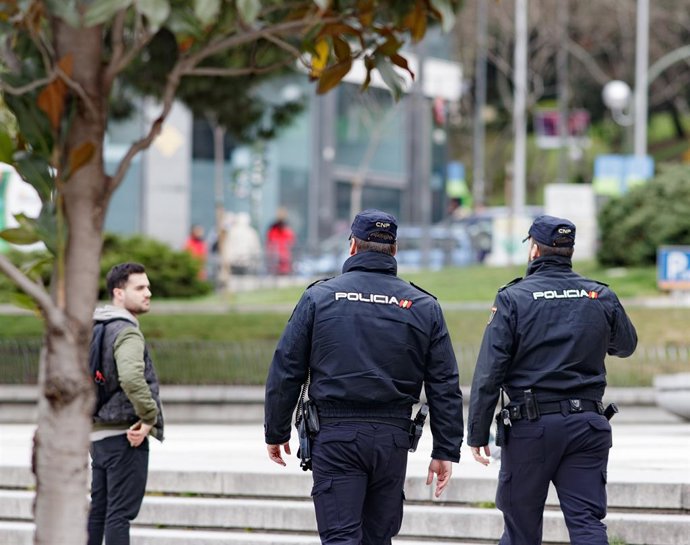 Archivo - Recursos de Policía Nacional, agente, agentes, policía, policías, unidad de Zetas, identificación policial