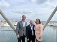 La Junta inaugura la nueva lonja del puerto pesquero de Roquetas (Almería) con una inversión de tres millones