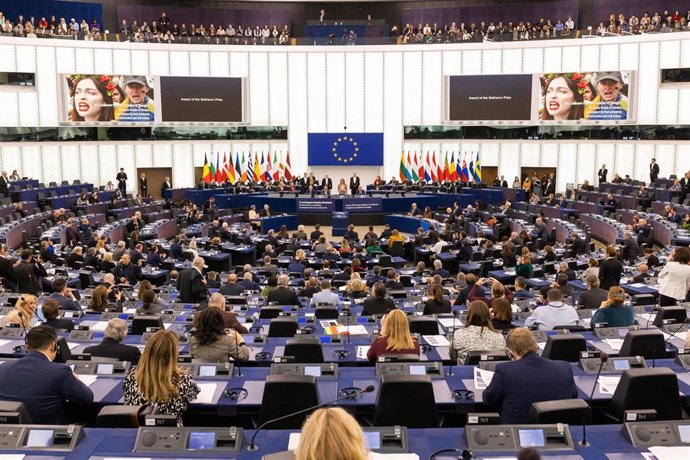 Archivo - 14 December 2022, France, Strasbourg: Roberta Metsola, President of the European Parliament, delivers a speech during the Sakharov Prize ceremony. Photo: Philipp von Ditfurth/dpa