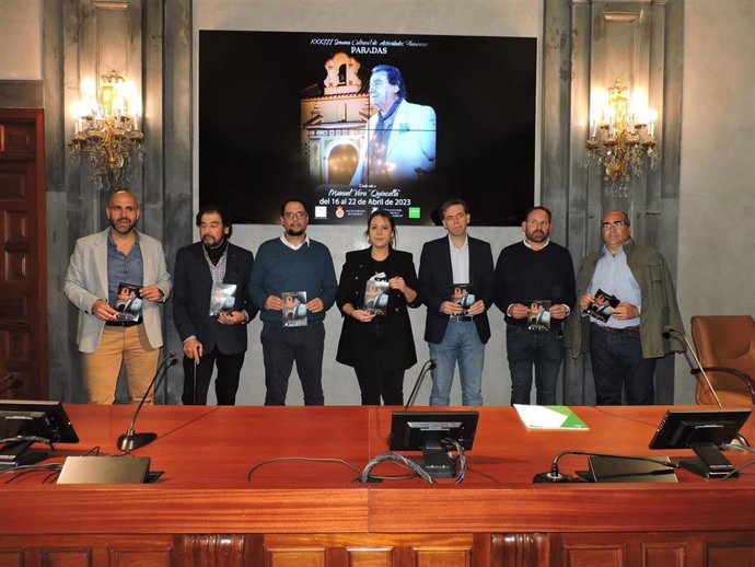 Presentación del cartel y la programación de la XXXIII Semana Cultural de Actividades Flamencas de Paradas en la Casa de la Provincia de la Diputación de Sevilla.
