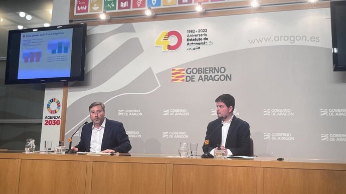 Rueda de prensa de José Luis Soro y José Manuel Salvador en el Edificio Pignatelli.