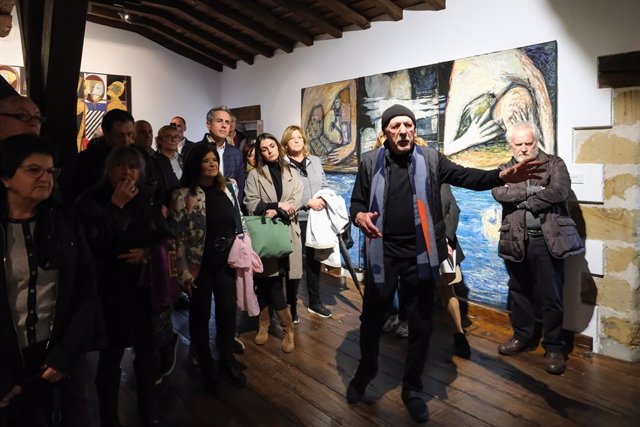 Inauguración en Santillana del Mar de la exposición que abre el 'Año Orallo', dedicado al pintor santanderino Roberto Orallo
