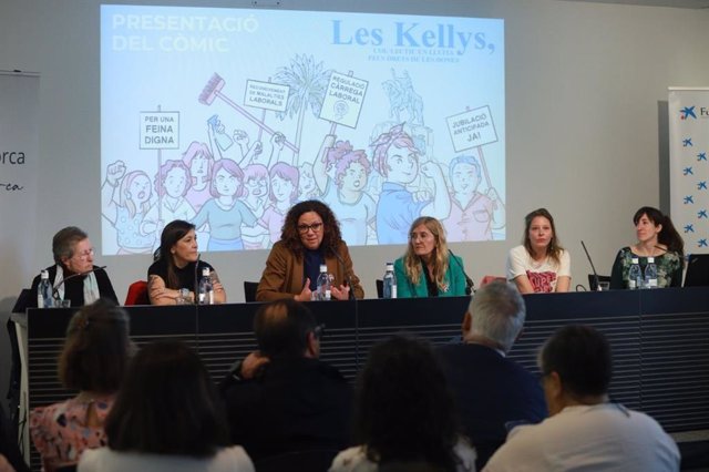 La presidenta del Consell de Mallorca, Catalina Cladera, durante la presentación del cómic 'Las Kellys, colectivo en lucha por los derechos de las mujeres'